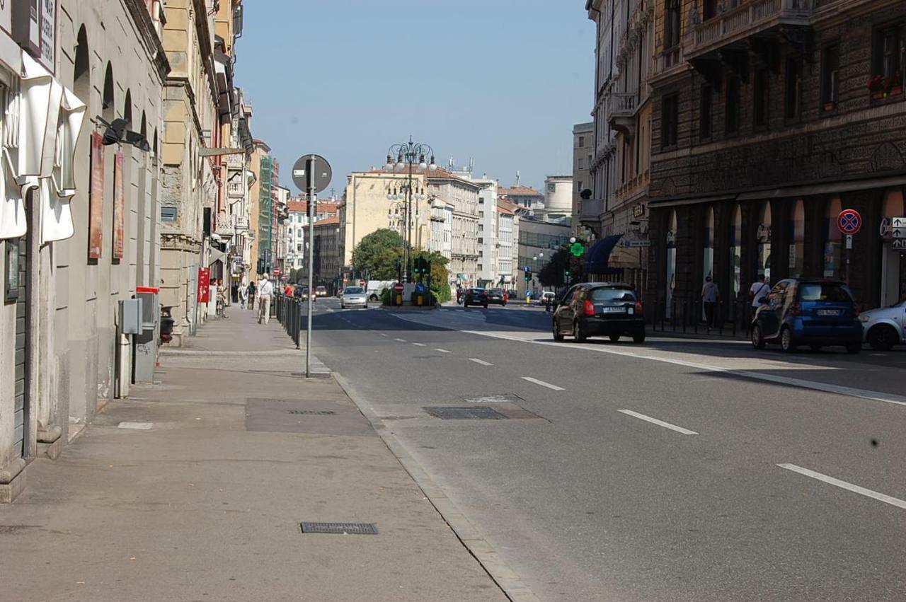 Appartamenti Corridoni Триест Экстерьер фото